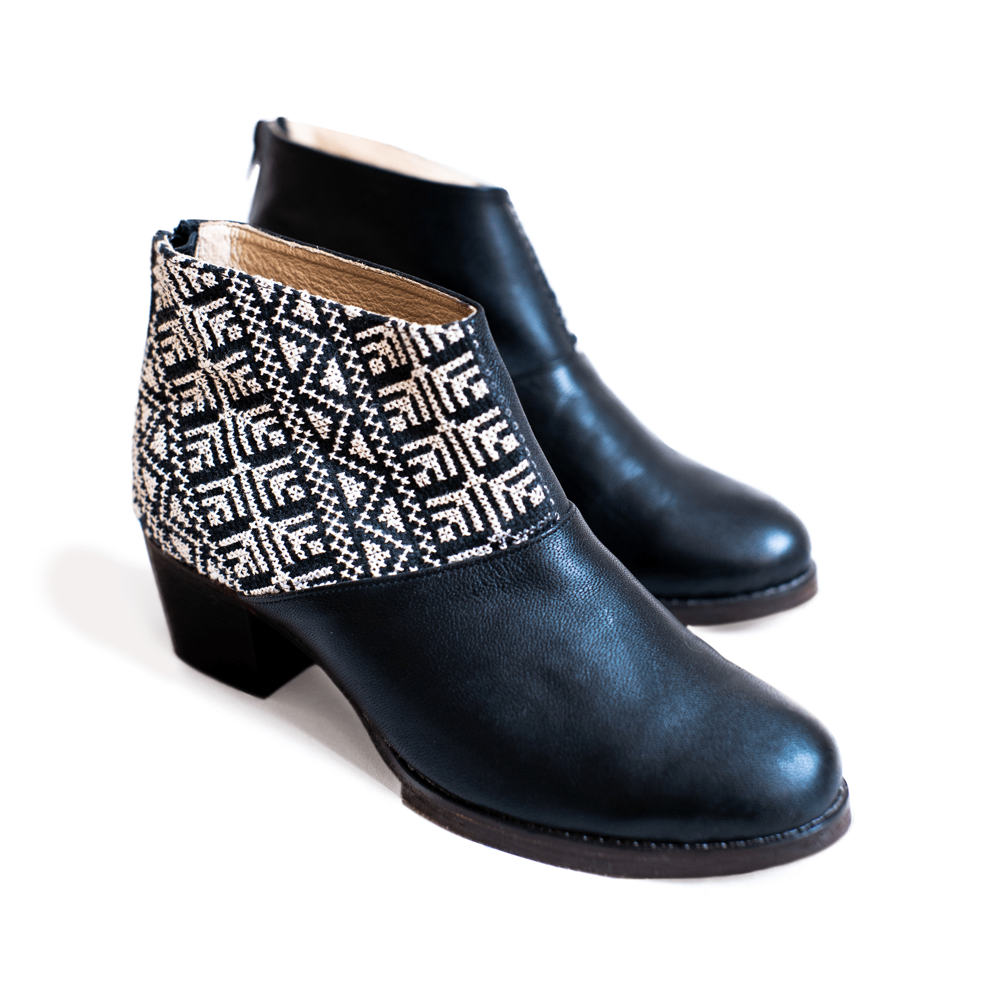 Salma Ankle Boot - Black and Ecru - Be YOUnique
