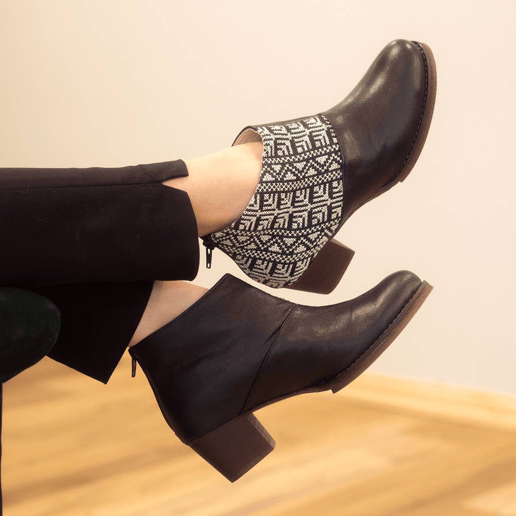 Salma Ankle Boot - Black and Ecru - Be YOUnique